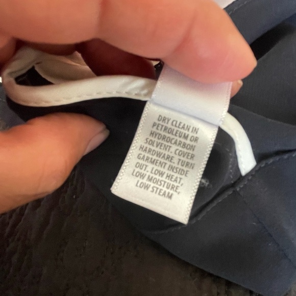 St. John red/black ivory jacket size S - Picture 15 of 15